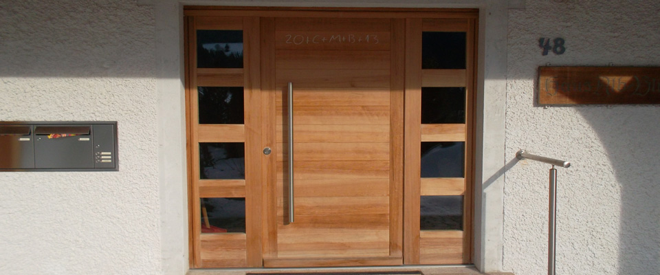 Haustüre mit Glaselementen. . , Foto: Fensterbau Frommherz